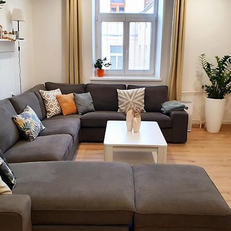 Le Monde Apartment Bratislava - Amazing 5Bdr In Downtown Exterior foto