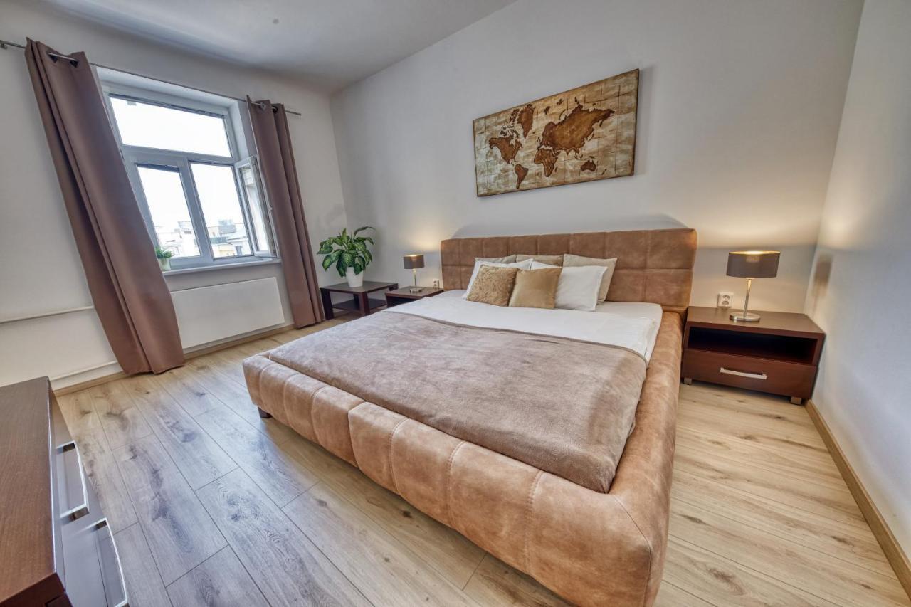 Le Monde Apartment Bratislava - Amazing 5Bdr In Downtown Exterior foto