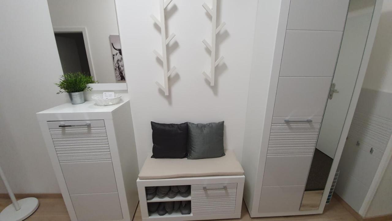 Le Monde Apartment Bratislava - Amazing 5Bdr In Downtown Exterior foto